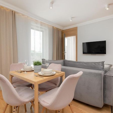 Apartament Z Tarasem W Centrum Swinoujscia By Noclegi Renters Swinoujscie Kültér fotó