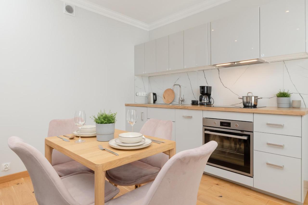 Apartament Z Tarasem W Centrum Swinoujscia By Noclegi Renters Swinoujscie Kültér fotó