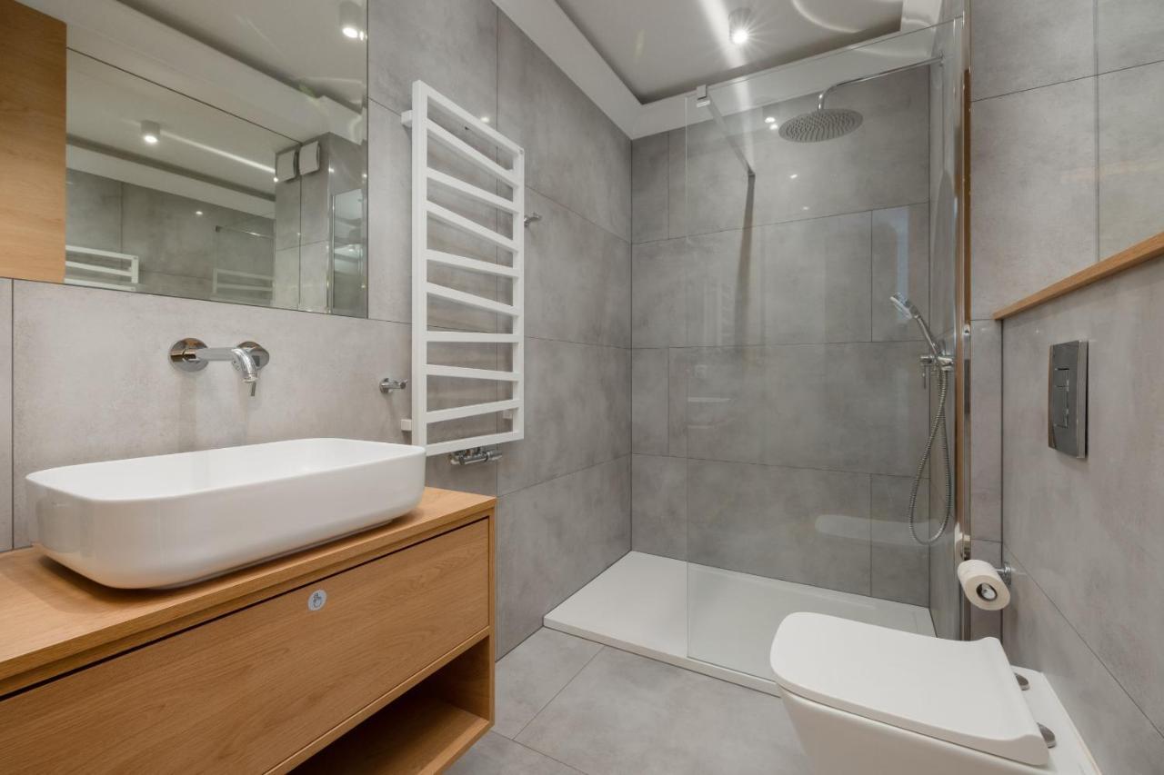 Apartament Z Tarasem W Centrum Swinoujscia By Noclegi Renters Swinoujscie Kültér fotó