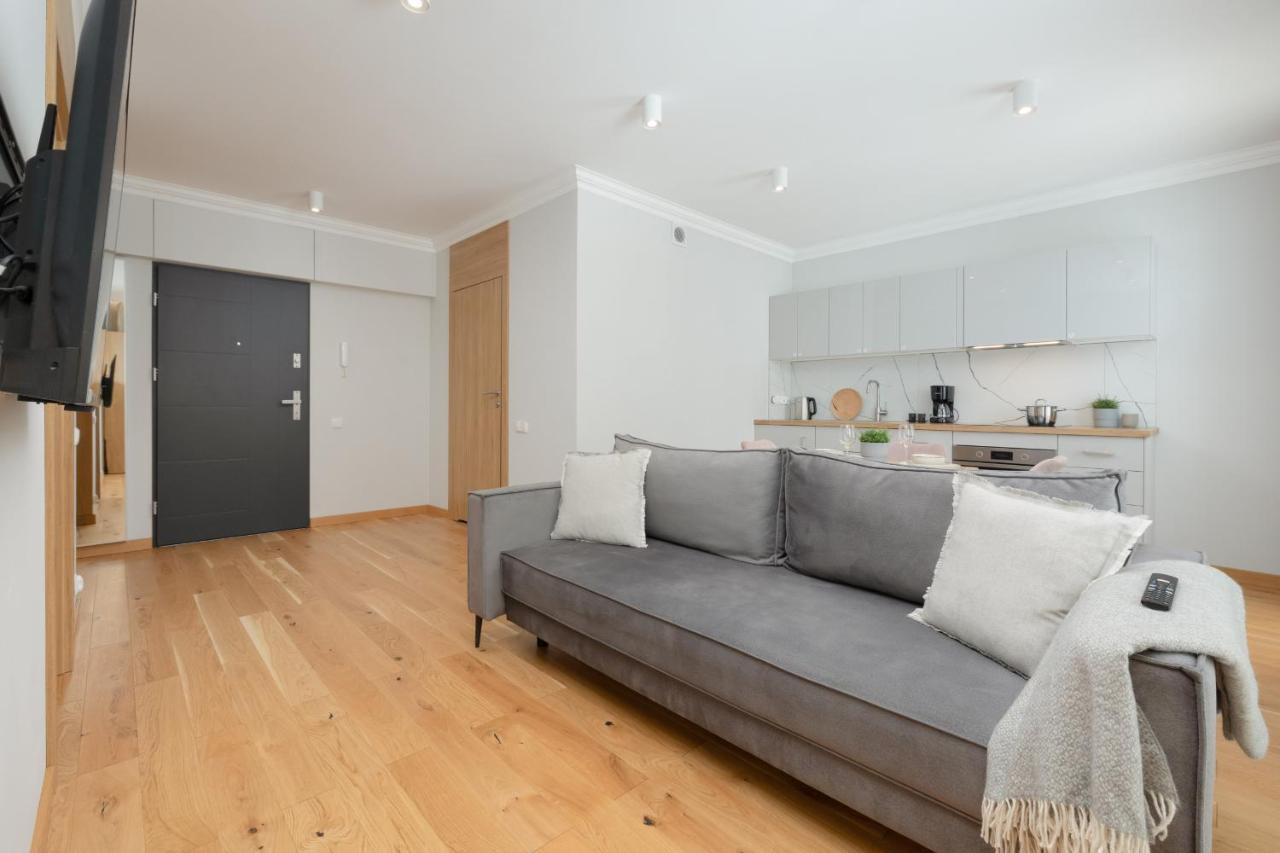 Apartament Z Tarasem W Centrum Swinoujscia By Noclegi Renters Swinoujscie Kültér fotó